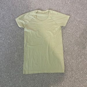 dew green swiftly tech lululemon